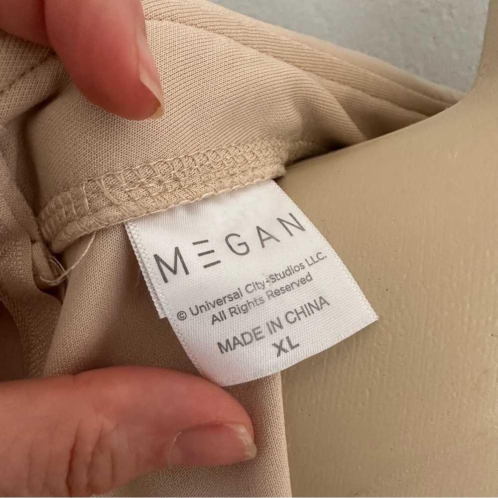 Megan M3GAN Spirit Halloween Costume dress - Picture 9 of 9